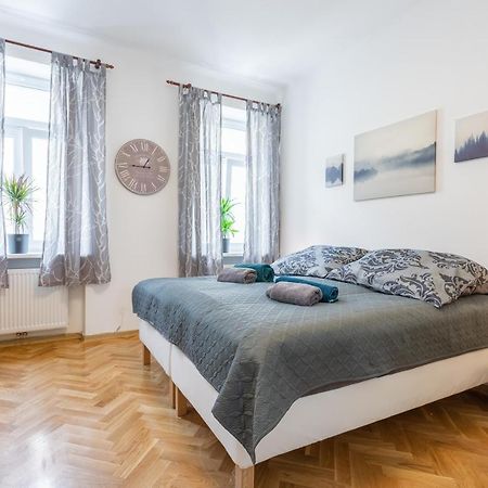 Revliving Apartments Eggenburg Eksteriør bilde