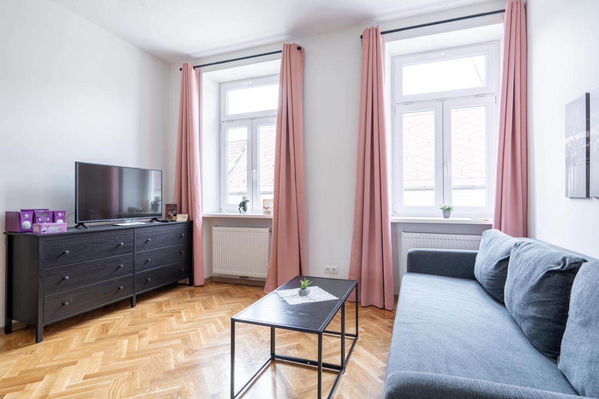 Revliving Apartments Eggenburg Eksteriør bilde